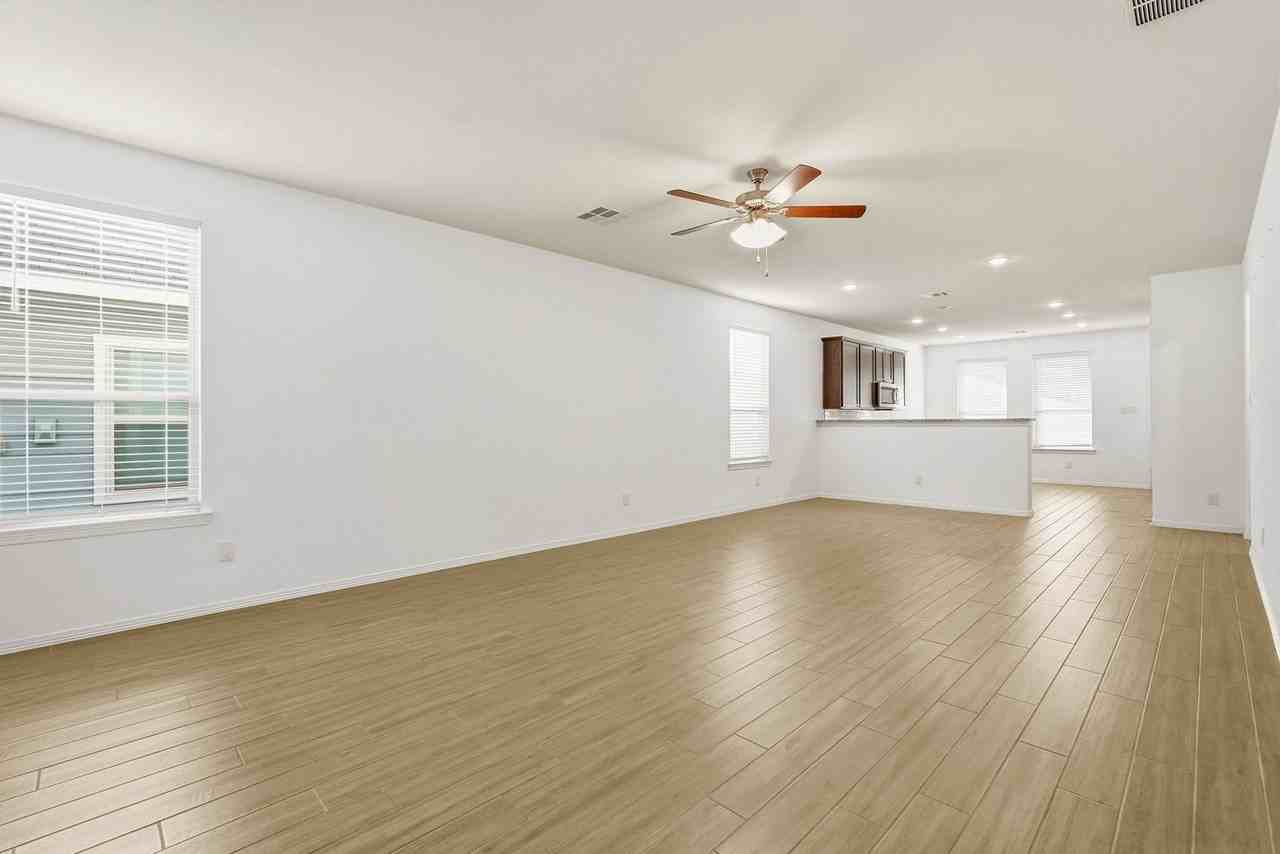 19623 Cat Spruce Ct - Photo 6 of 27