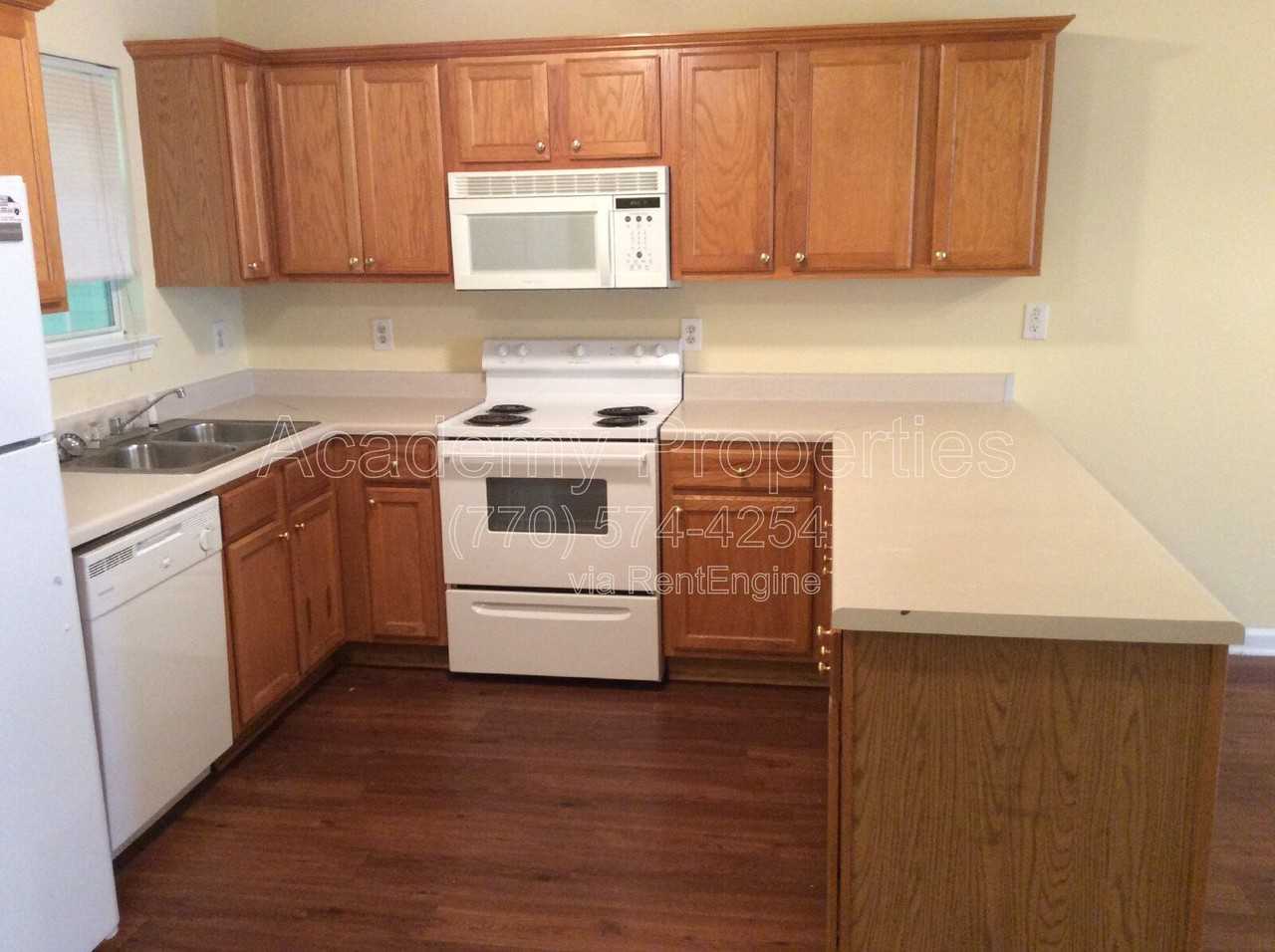 890 Highway 42 S #B4 - Photo 5 of 17