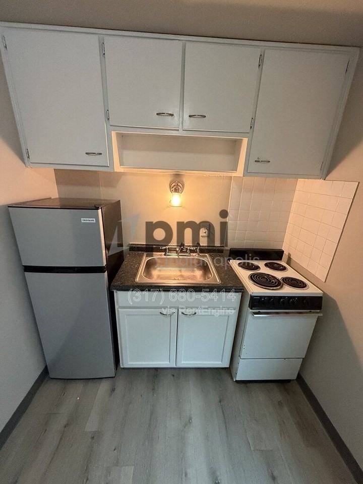 5824 E Washington St #10 - Photo 2 of 9