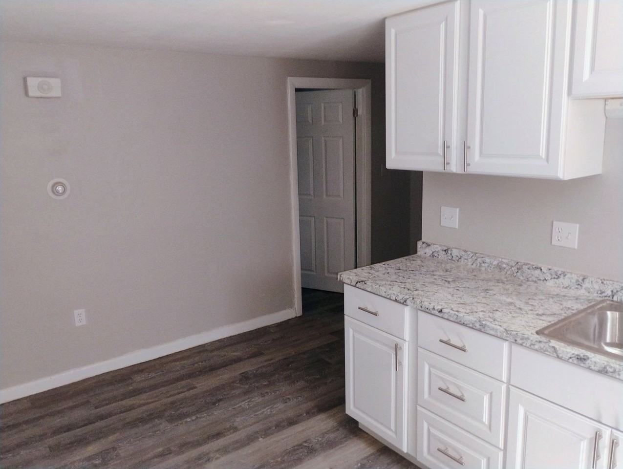 38 Mast Rd #5 - Photo 2 of 8