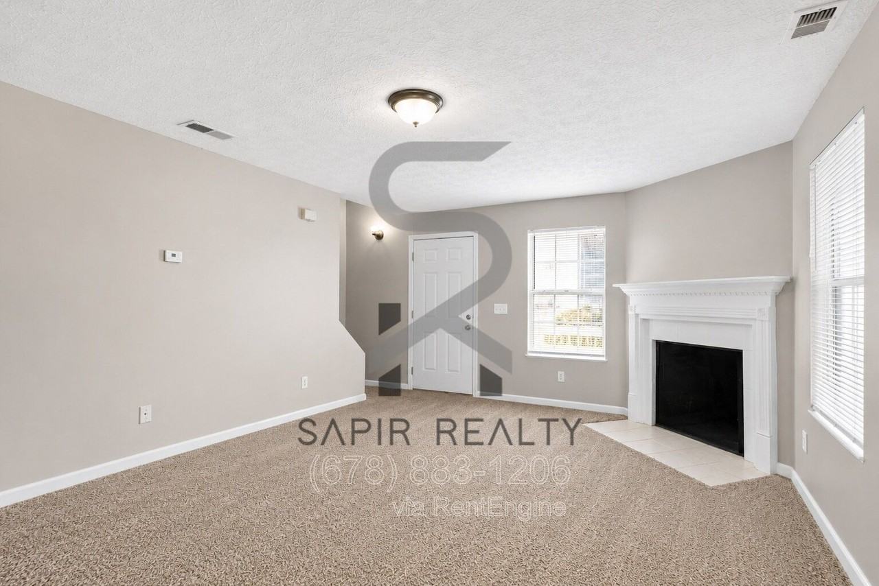 105 Inverness Trce - Photo 4 of 16