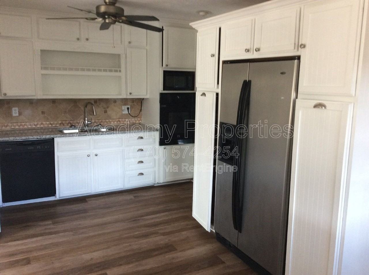 80 Homestead Pl - Photo 2 of 18