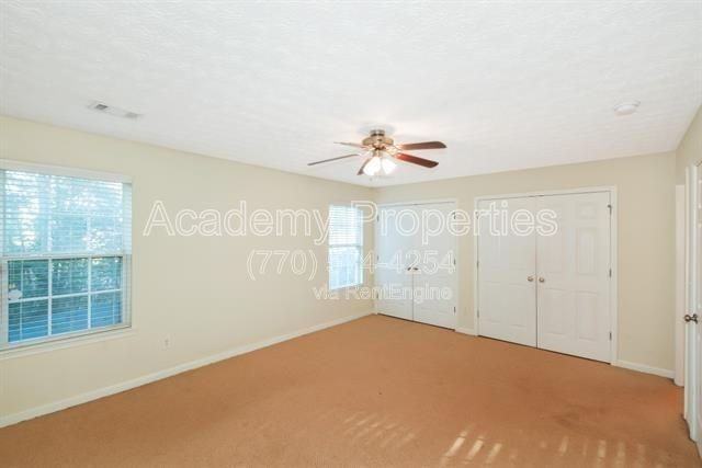 4152 Park Chase Dr - Photo 5 of 8