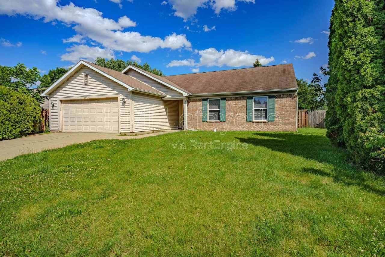 5053 Saddle Dr - Photo 3 of 27