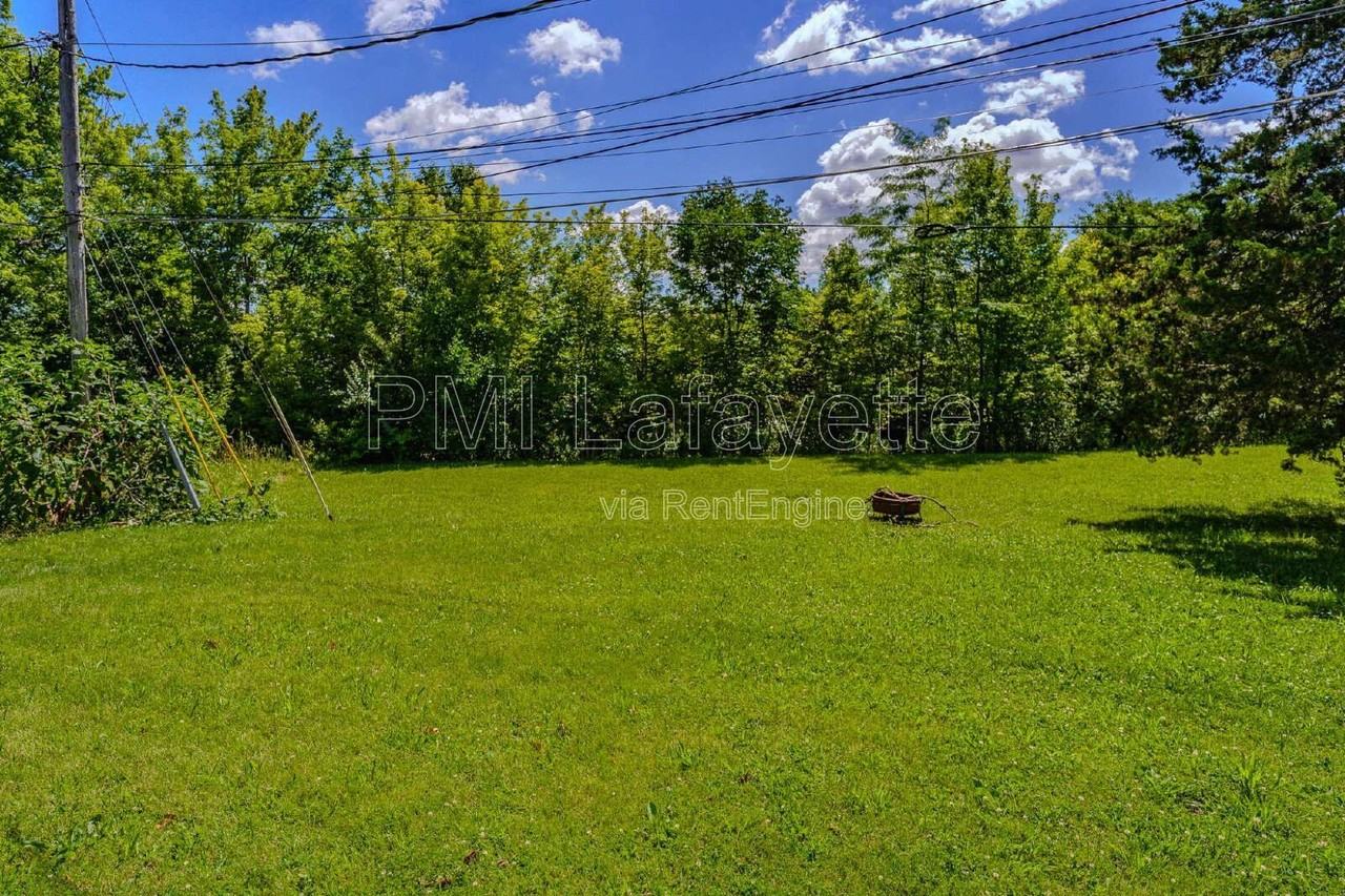 821 Julia Ln - Photo 7 of 24