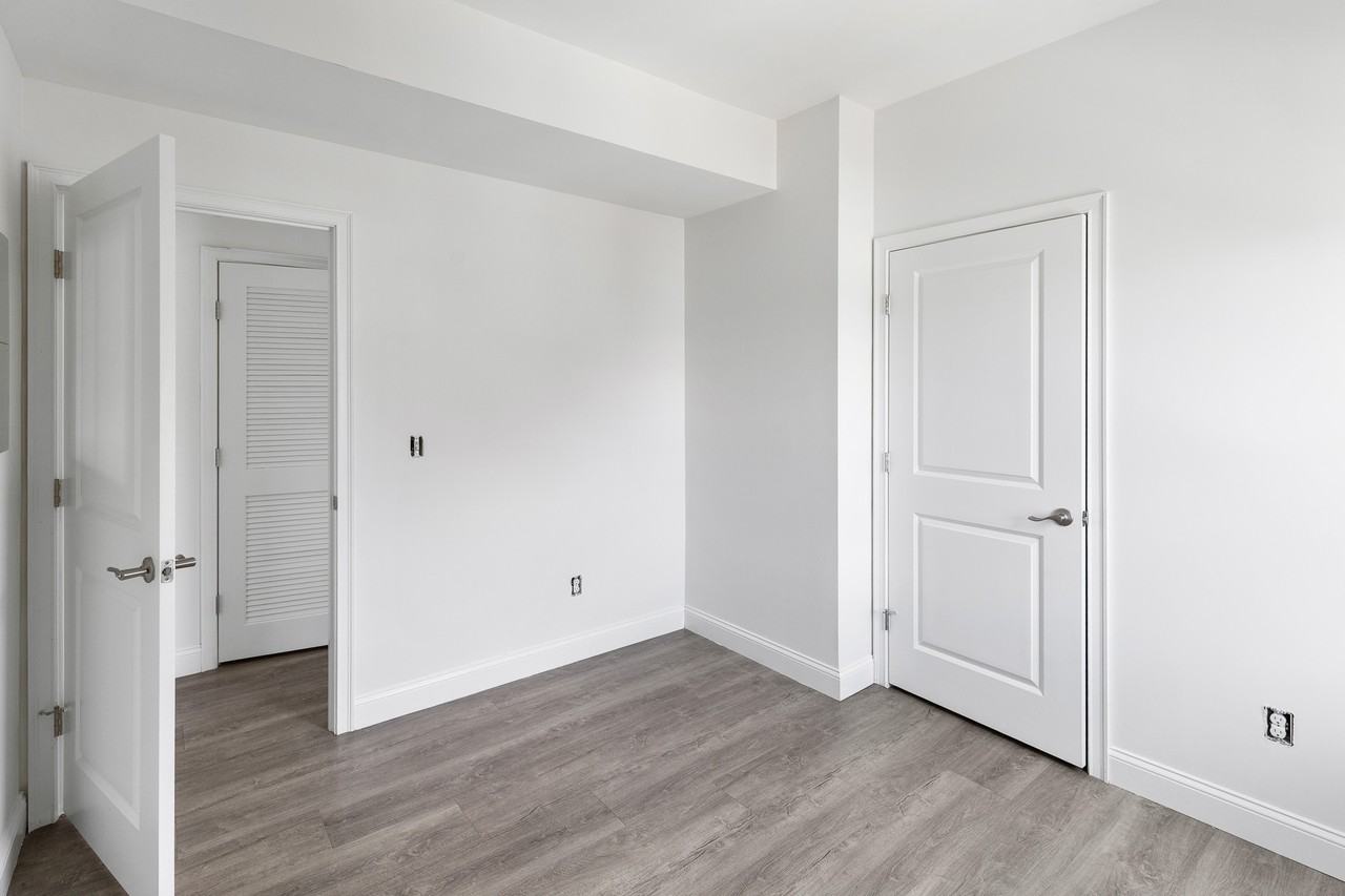 14 Trenton St #2 - Photo 3 of 10