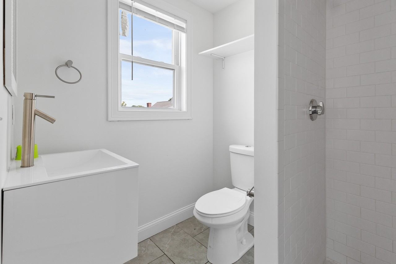 14 Trenton St #2 - Photo 6 of 10
