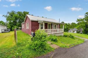 featured image of 44 Holbert Ave