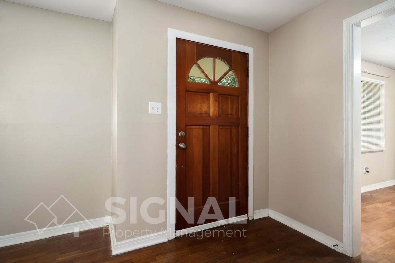 5117 Highland Ave - Photo 5 of 28