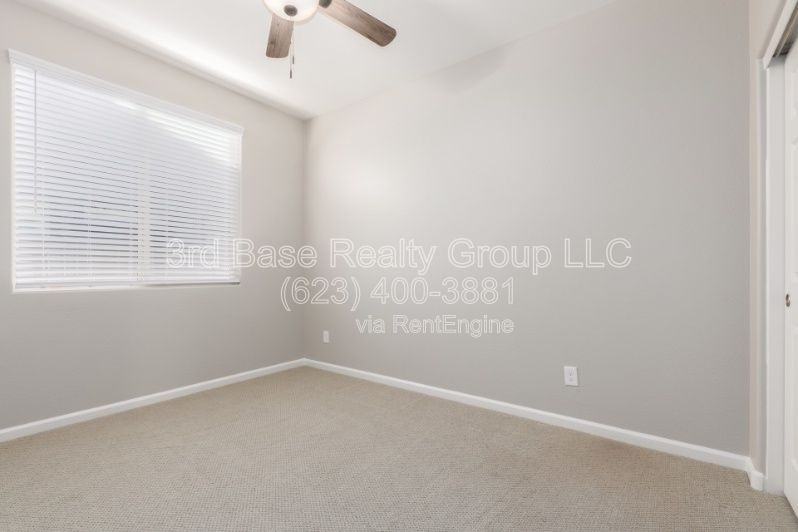 21242 W Wilshire Dr - Photo 7 of 24