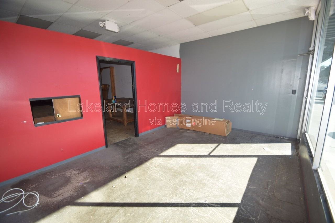 823 N Lake Parker Ave - Photo 4 of 9
