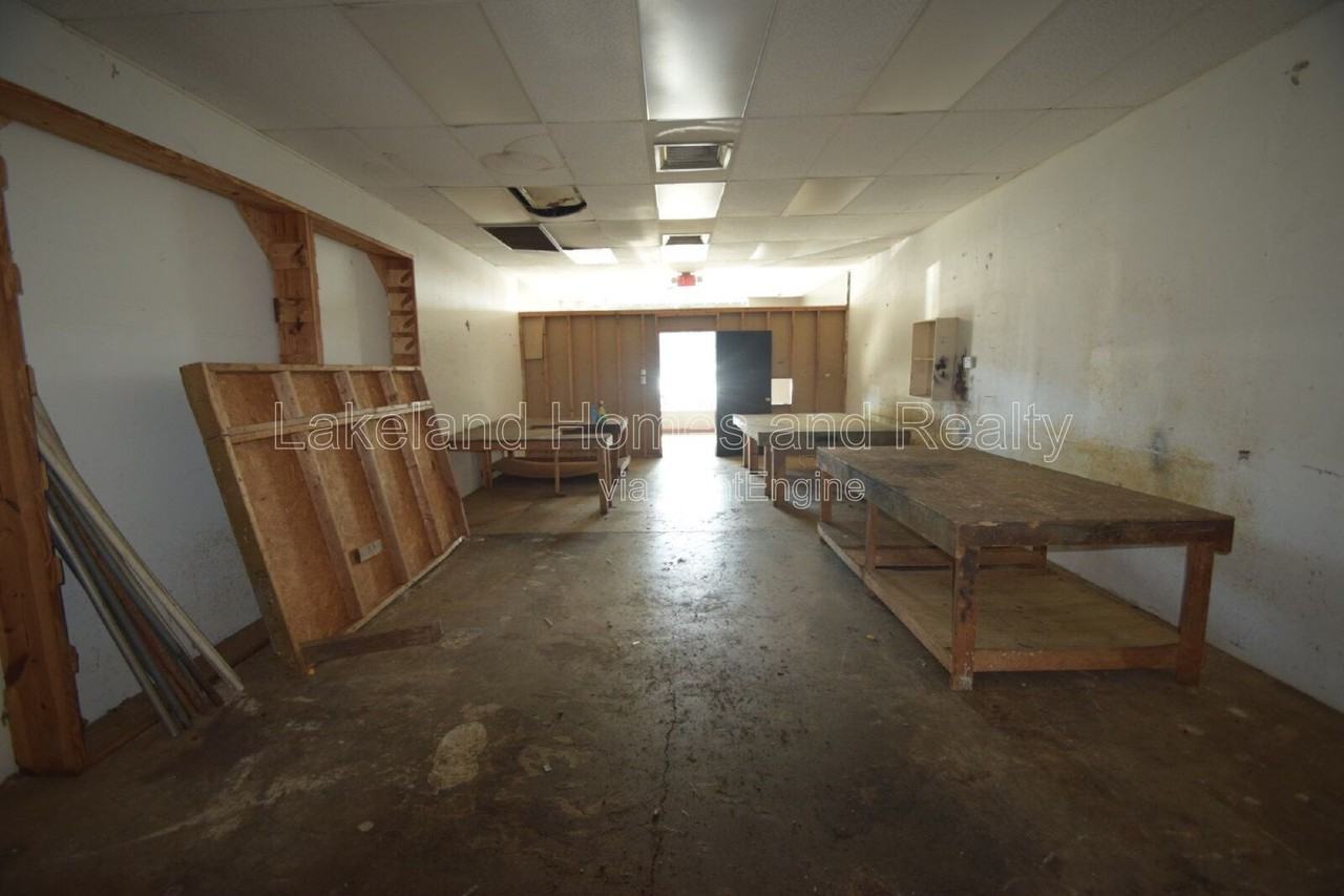 823 N Lake Parker Ave - Photo 7 of 9