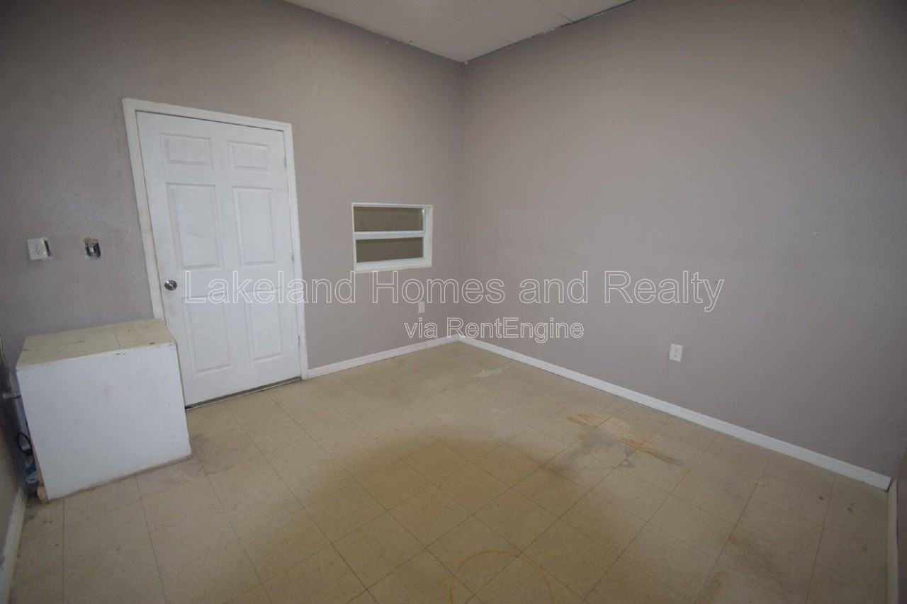 817 N Lake Parker Ave - Photo 7 of 12