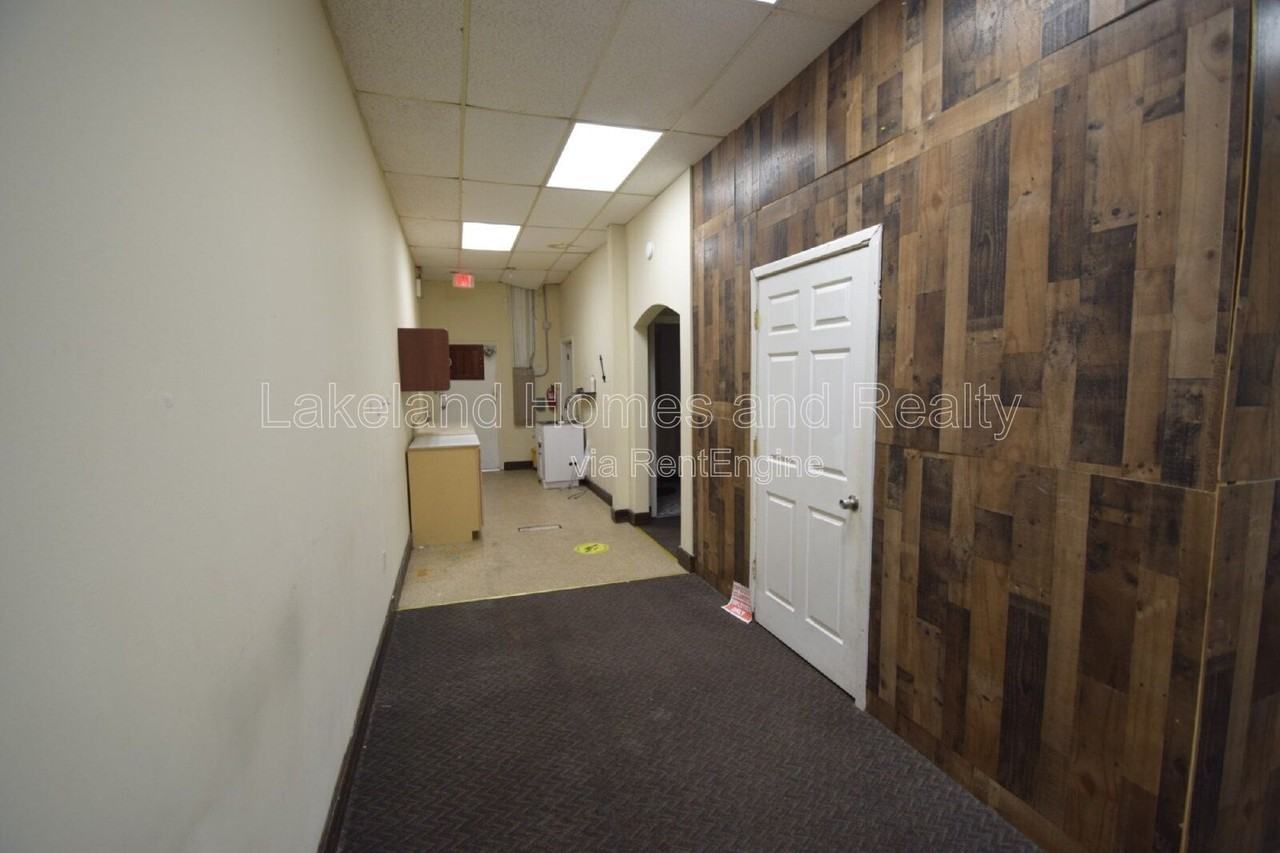 835 N Lake Parker Ave - Photo 5 of 18