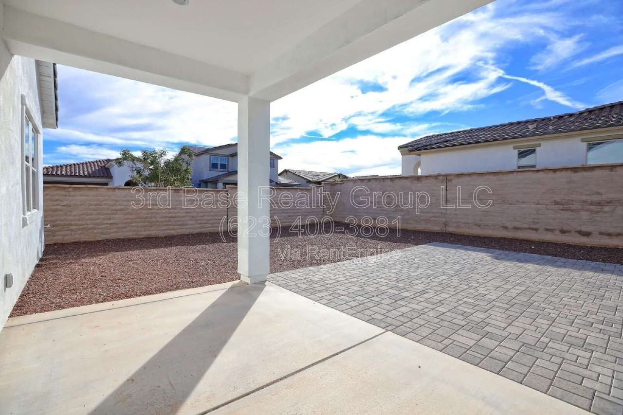 4354 N 198th Dr - Photo 3 of 13