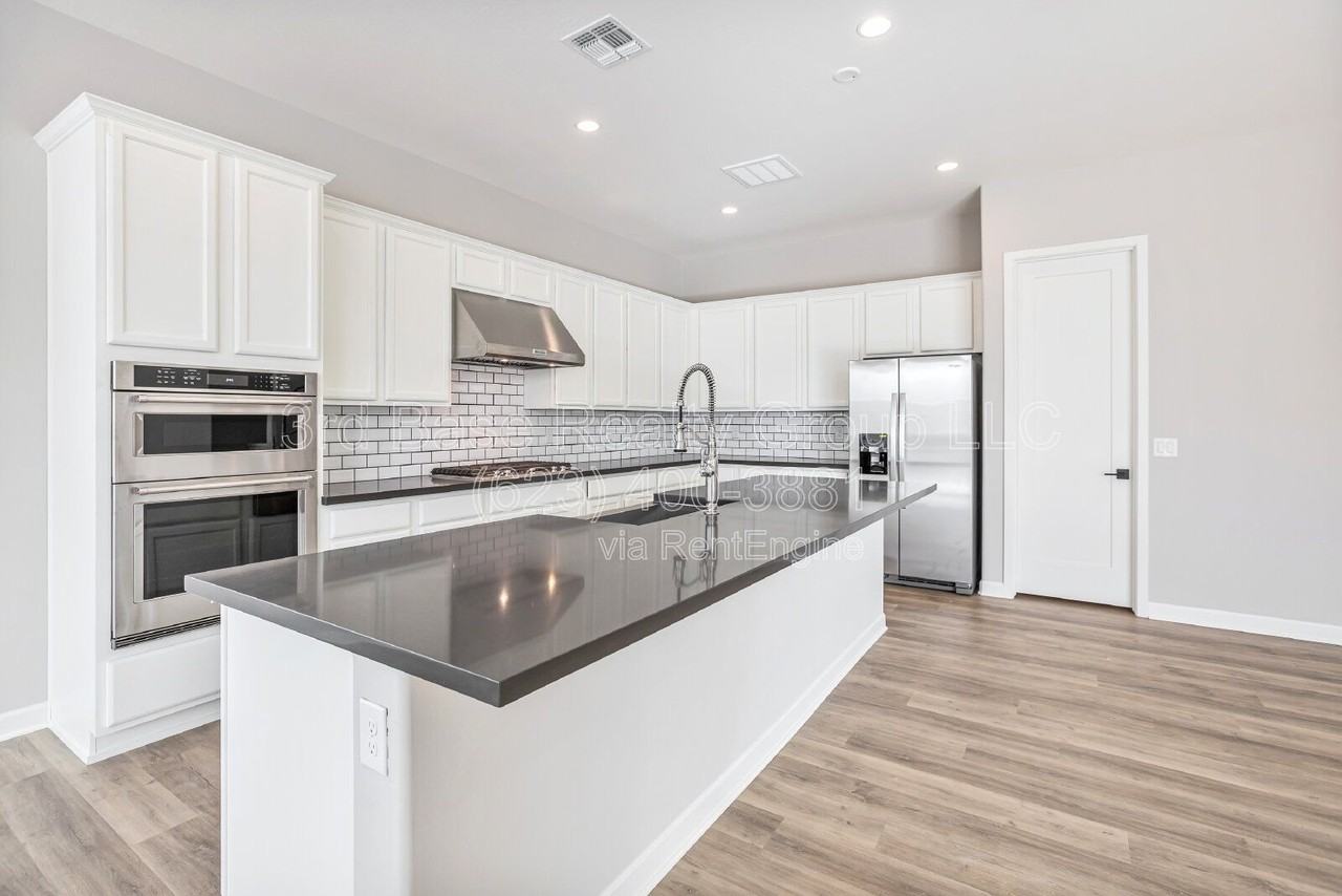 4354 N 198th Dr - Photo 6 of 13