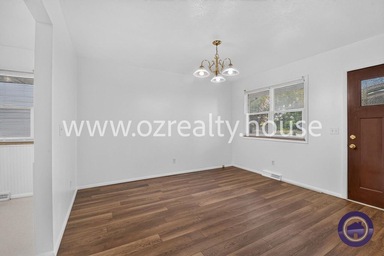 1914 Upton Ave #1 - Photo 3 of 12