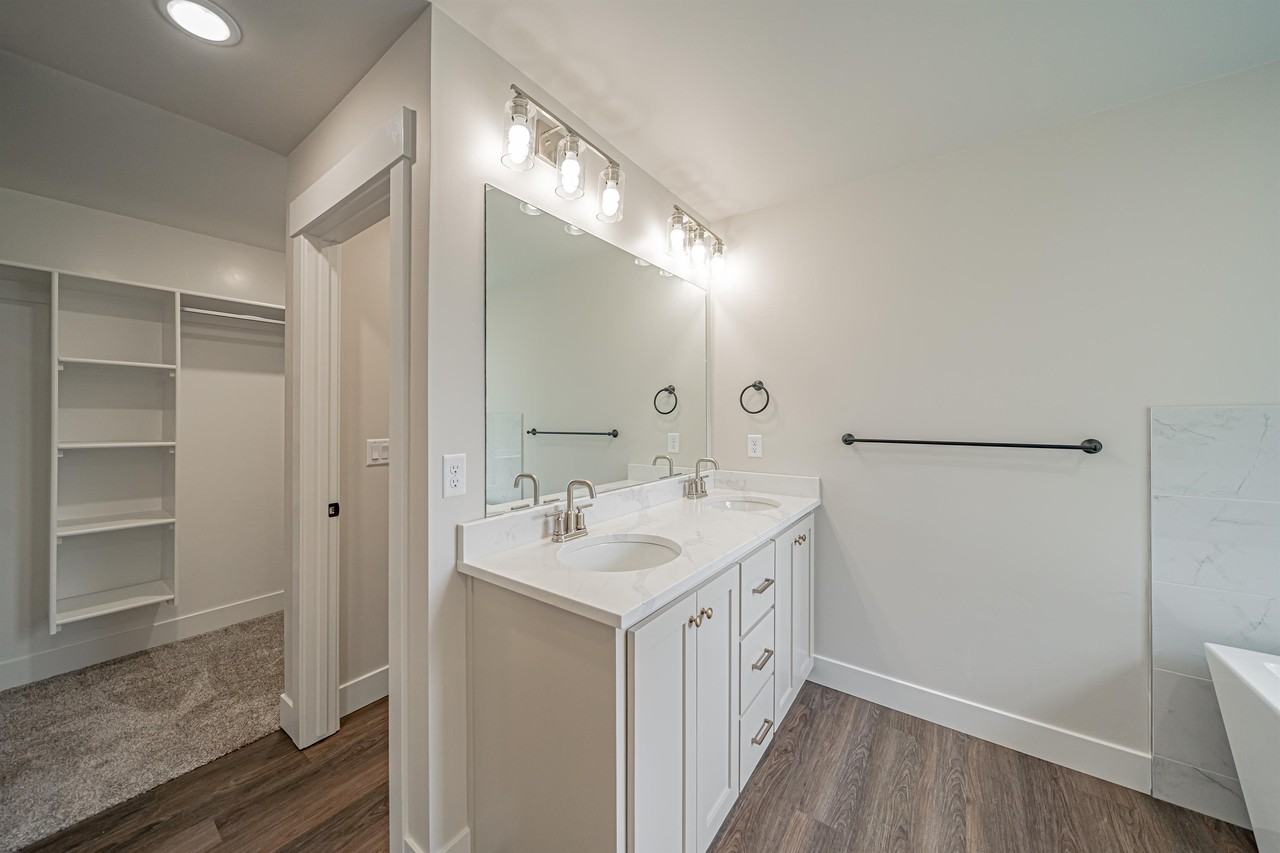 3 Huntshire Avenueend #2971 - Photo 2 of 12