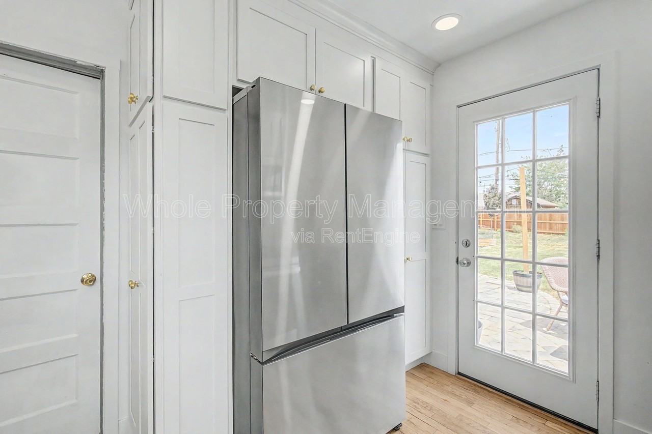 110 S Quitman St - Photo 6 of 27