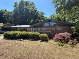 featured image of 1507 Pinehurst Dr