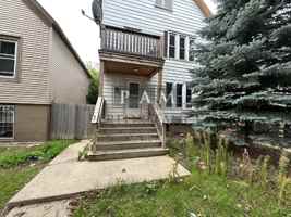 featured image of 2443 S 9th St #1