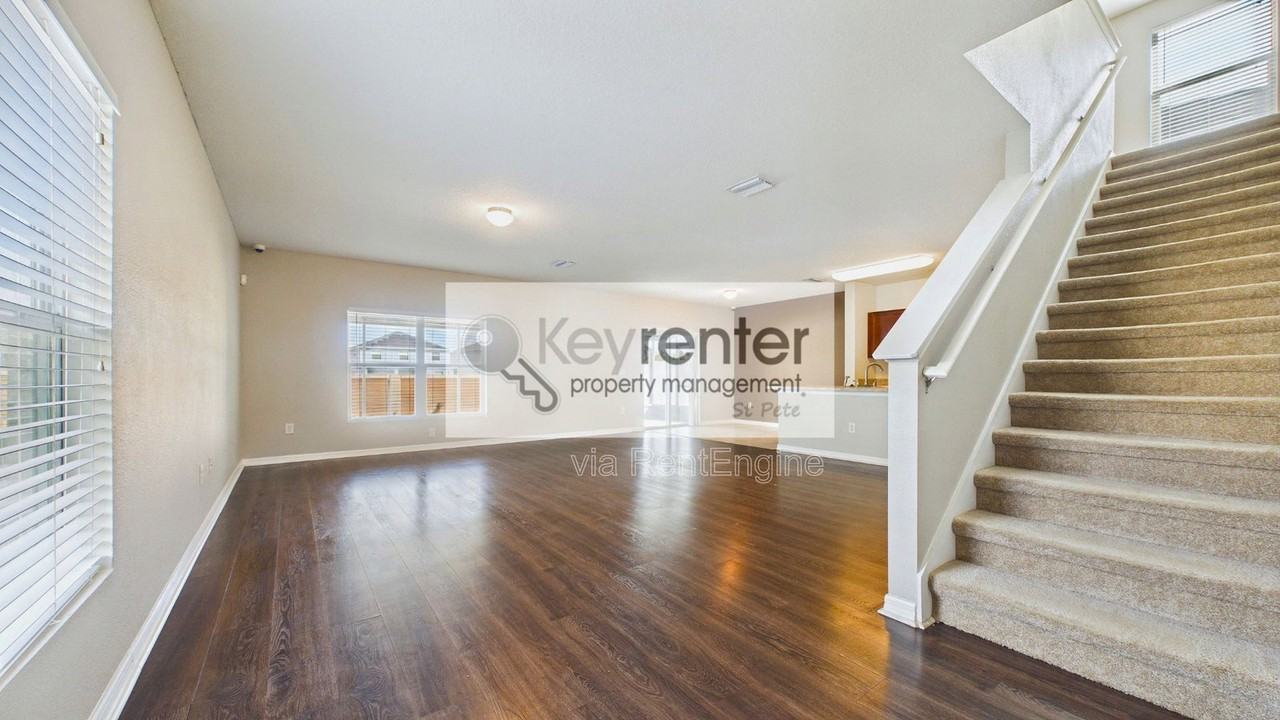 14517 Dunrobin Dr - Photo 5 of 50
