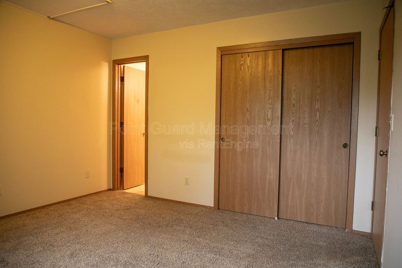 7122 Jones Cir #7120-11 - Photo 4 of 21