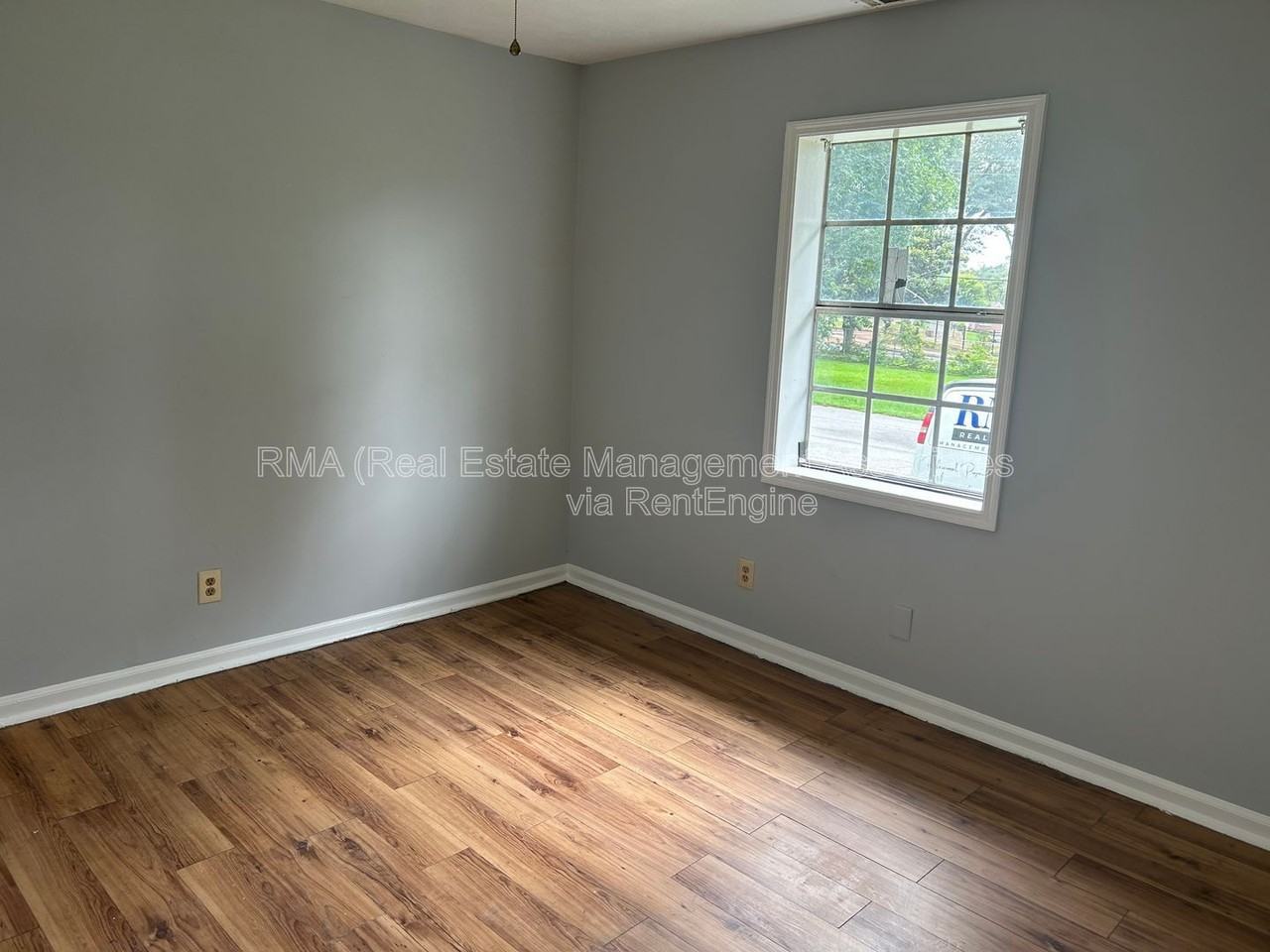 118 Quincy Ave #C - Photo 3 of 5