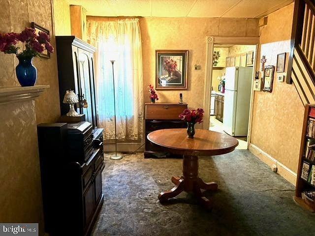 625 Lake St - Photo 5 of 39