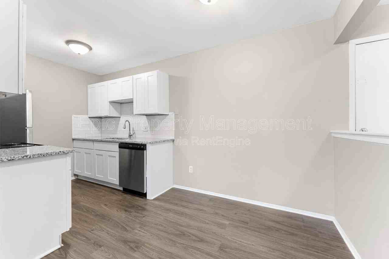 31461 Block St #305 - Photo 4 of 9