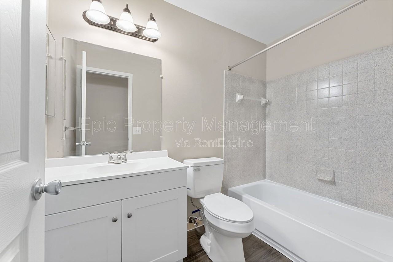 31461 Block St #305 - Photo 5 of 9
