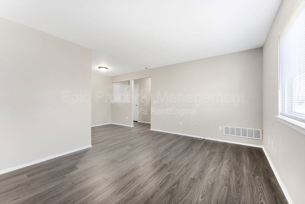 31461 Block St #305 - Photo 7 of 9