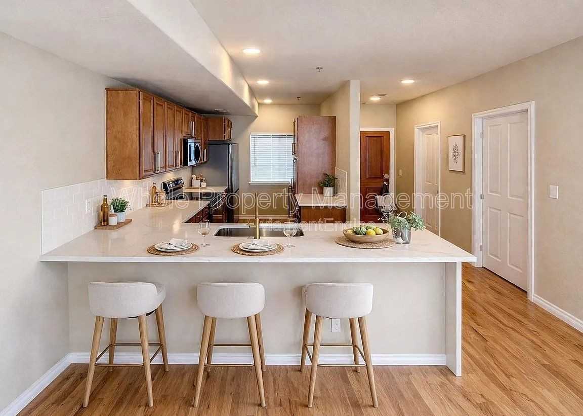 3030 Wyandot St #7 - Photo 4 of 23