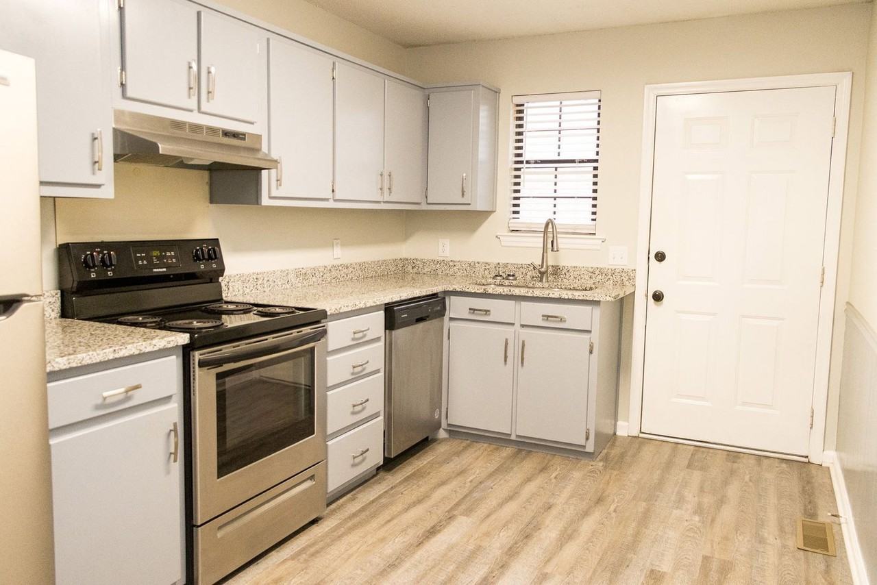 1418 Baggett Rd #1516 - Photo 2 of 13