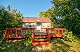 featured image of 1704 Belleview Ave