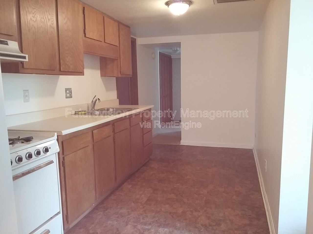 1704 Belleview Ave - Photo 5 of 22