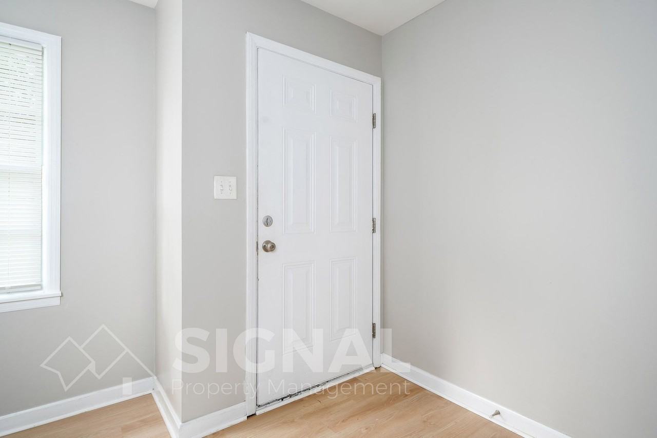 112 19th Ave Nw - Photo 5 of 25
