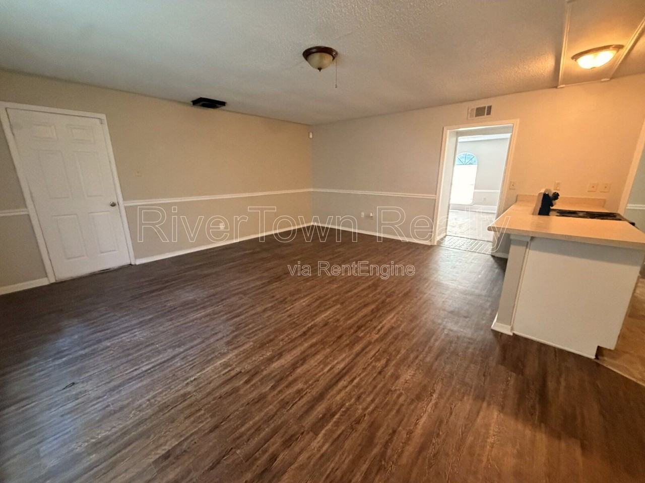 6989 Cherry Blossom Dr - Photo 5 of 17
