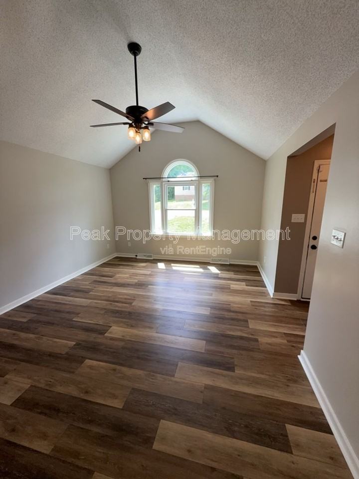 11548 New Forest Trl - Photo 3 of 13