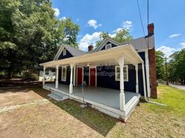 featured image of 302 Raynor St #B