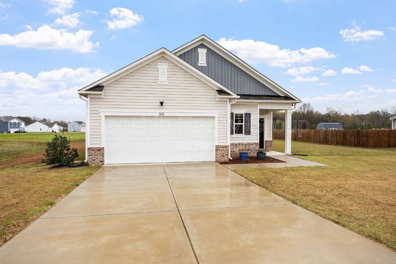 303 Kenison Way - Photo 2 of 50