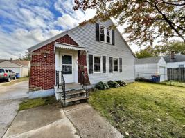 featured image of 1656 Fremont Ave Nw