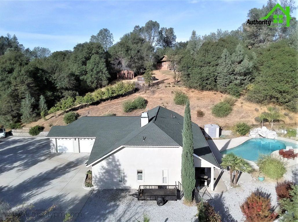 14270 Quail Springs Rd - Photo 4 of 34