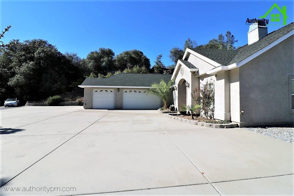 14270 Quail Springs Rd - Photo 5 of 34