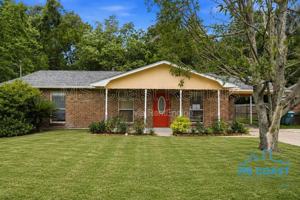 featured image of 1601 Lewis Ave