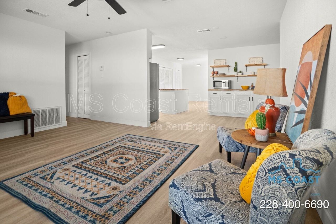 218 Dogwood Dr - Photo 4 of 32