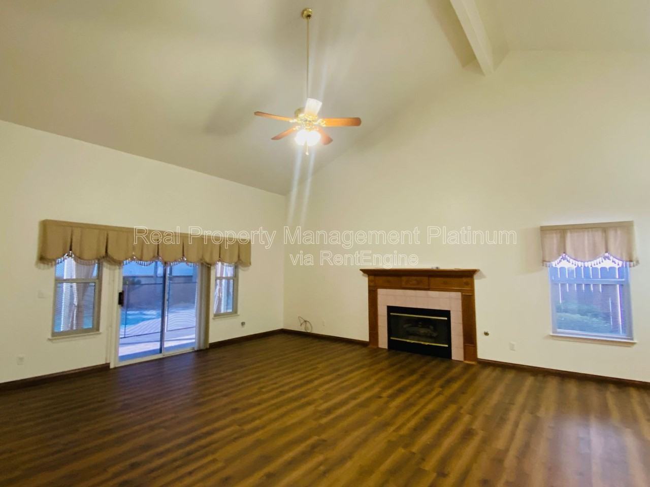 22 N Bliss Ave - Photo 3 of 26