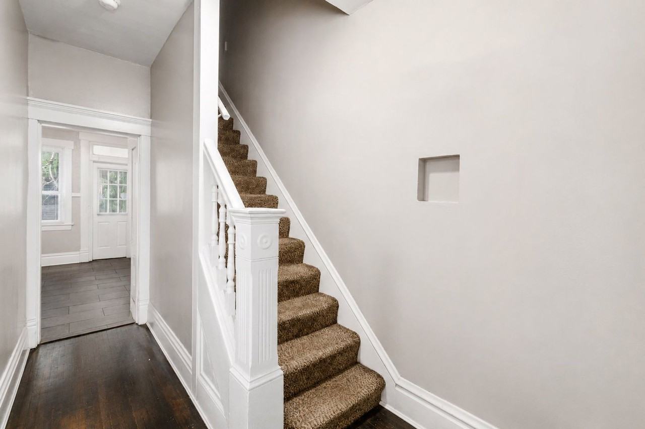24 E Blake Ave - Photo 2 of 27