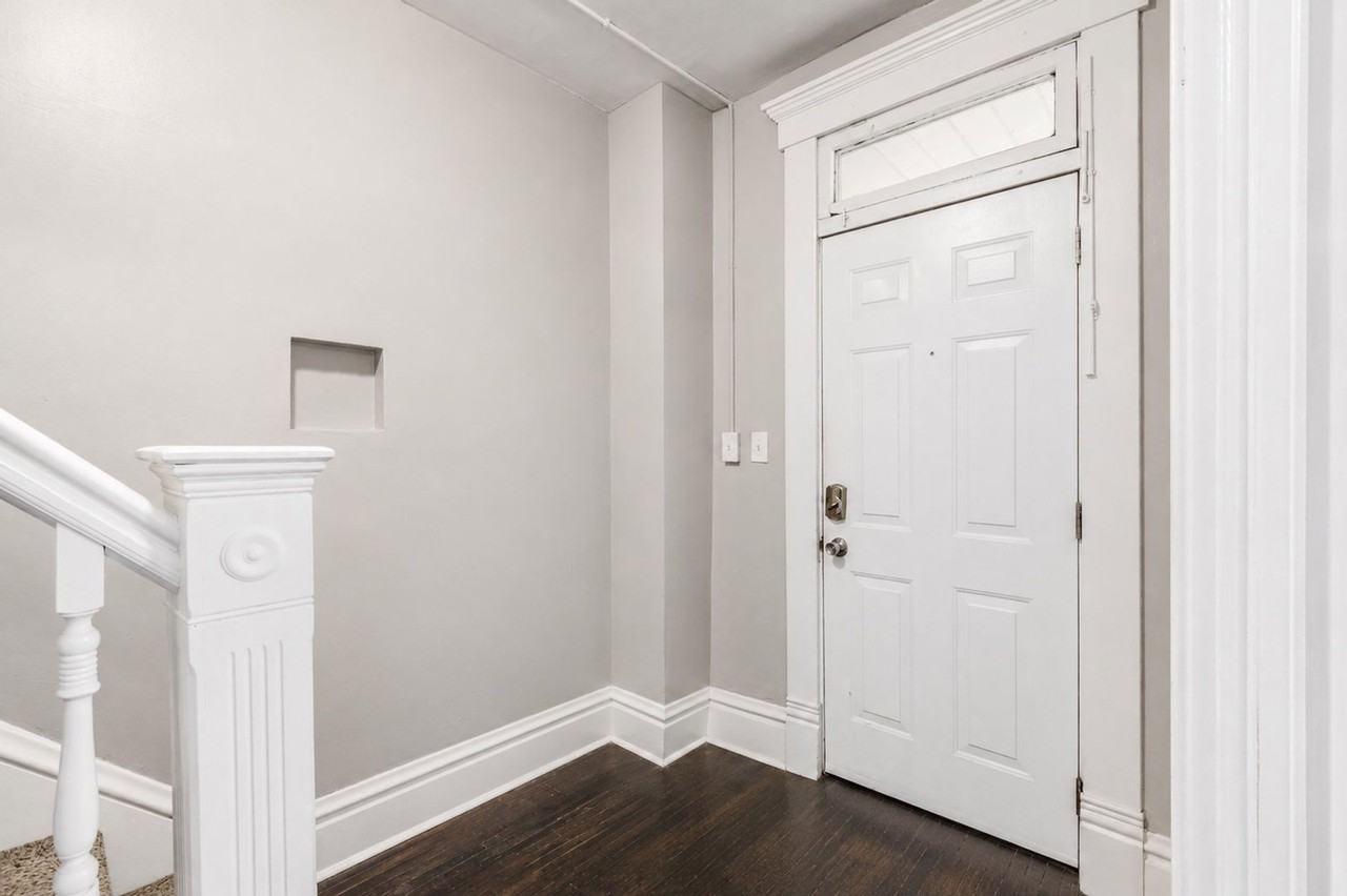 24 E Blake Ave - Photo 3 of 27