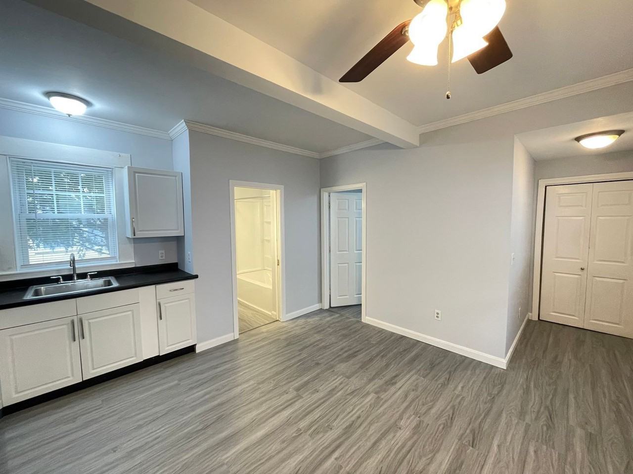188 Laurel St #1 - Photo 3 of 25